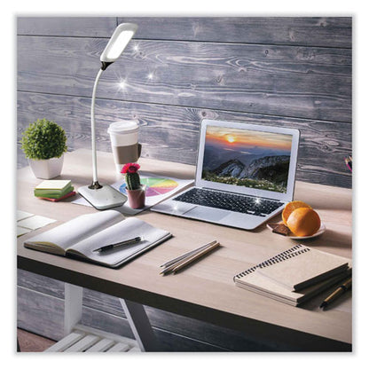 239418662.jpg
