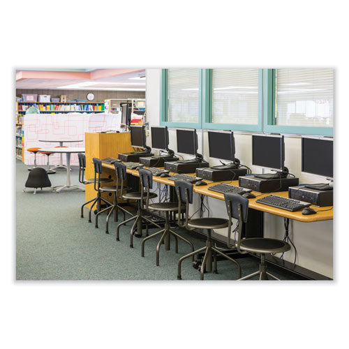 239423024.jpg